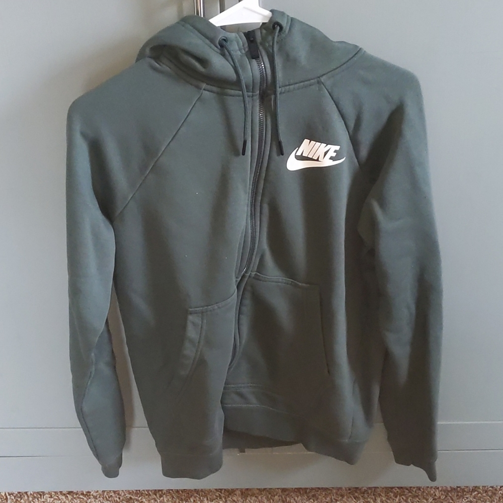 Nike zip up sweatshirt